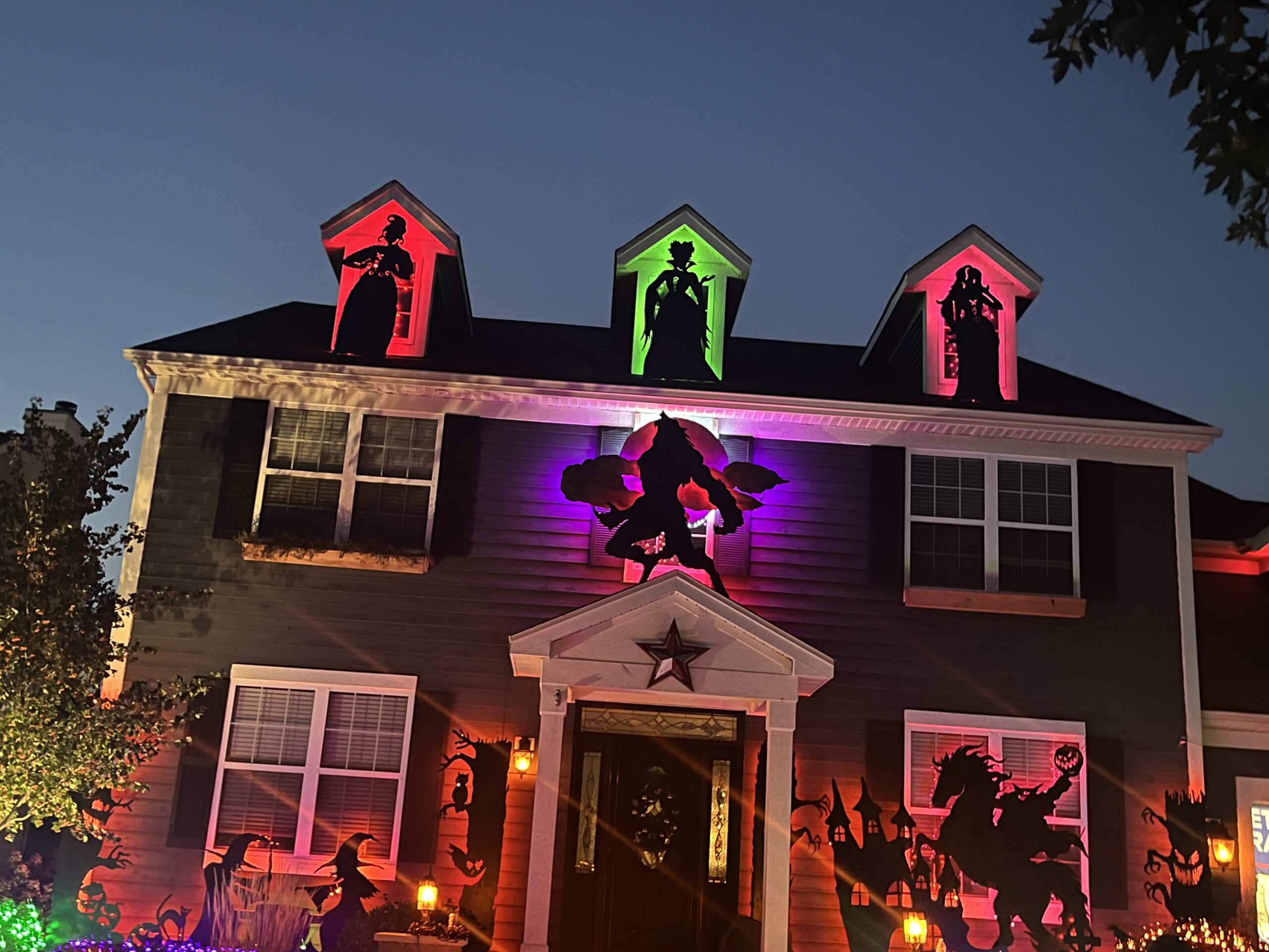 Ricketts Hocus Pocus Chicago Haunt Builders